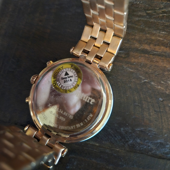 Juicy Couture Rose Gold Watch - Picture 4 of 4